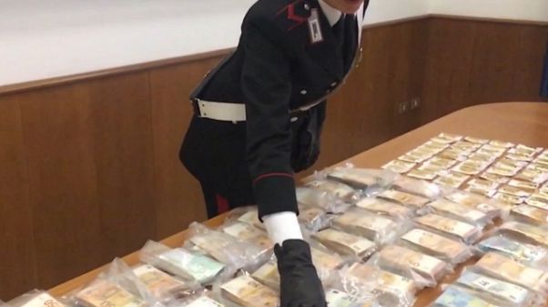 Cc sequestrano società per 250mln euro Cc sequestrano società per 250mln euro