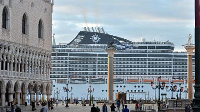 Mit, navi fuori dalla laguna di Venezia Mit, navi fuori dalla laguna di Venezia