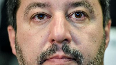 Salvini riceve la maglia di Piatek Salvini riceve la maglia di Piatek