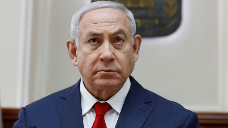 Netanyahu meets Omani FM, hints other Arab states warming to Israel