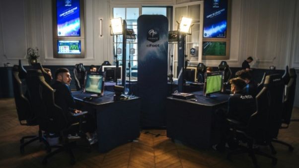 Esport: les Bleus du football virtuel s'incrustent à Clairefontaine Esport: les Bleus du football virtuel s'incrustent à Clairefontaine