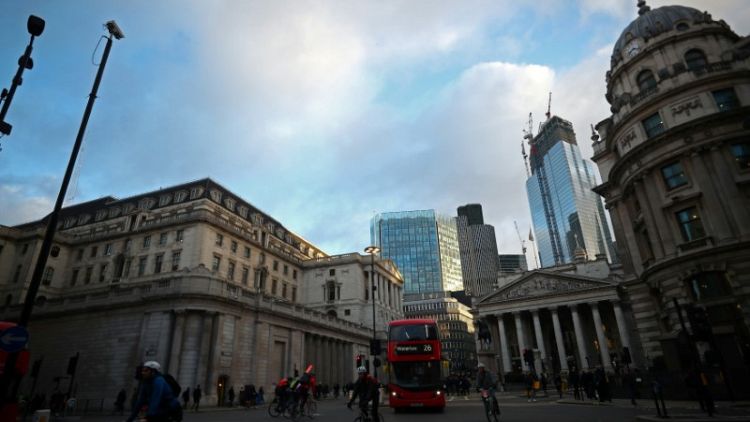 Bank of England's Vlieghe scales back rate hike view