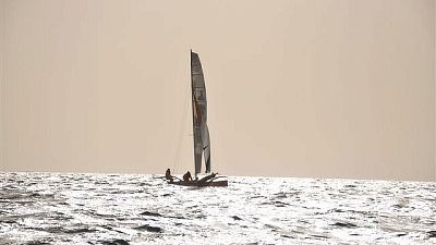Vela: Ocean Cat si ribalta, poi riparte Vela: Ocean Cat si ribalta, poi riparte