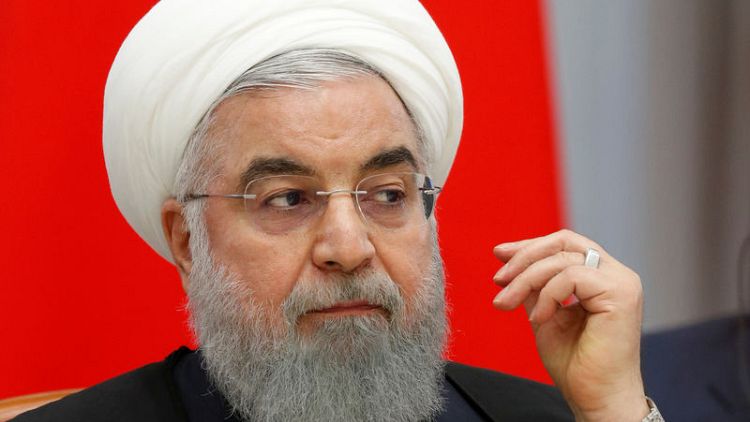 روحاني: على أمريكا أن تغادر سوريا وتغير سياستها في الشرق الأوسط