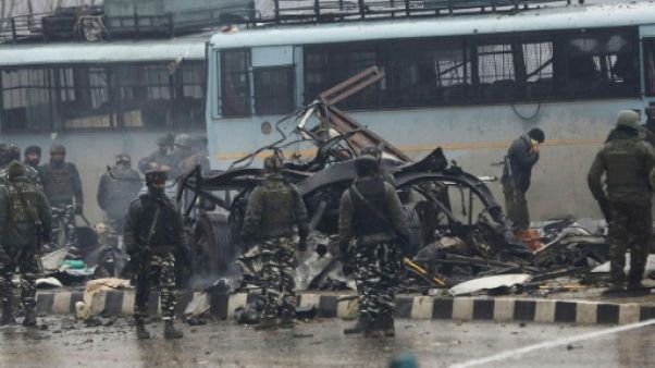 Cachemire indien: 37 paramilitaires indiens tués dans un attentat Cachemire indien: 37 paramilitaires indiens tués dans un attentat