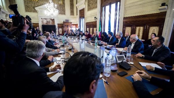 Latte: Salvini, parti si sono avvicinate Latte: Salvini, parti si sono avvicinate