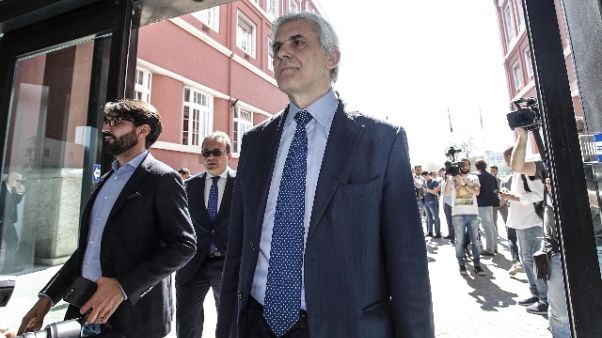 Nicchi: Chi rinnega Var fuori dai tempi Nicchi: Chi rinnega Var fuori dai tempi