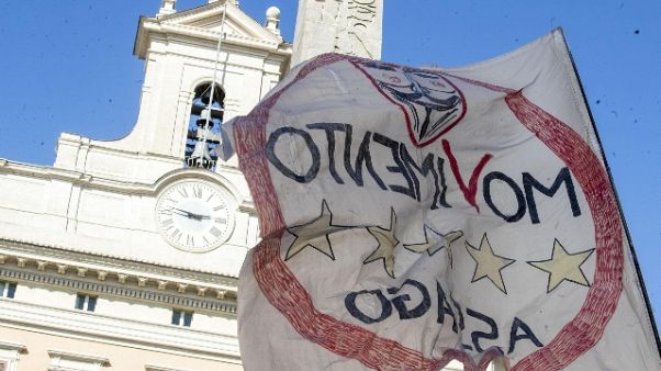 Autonomia: M5s Puglia, no cittadini in B Autonomia: M5s Puglia, no cittadini in B
