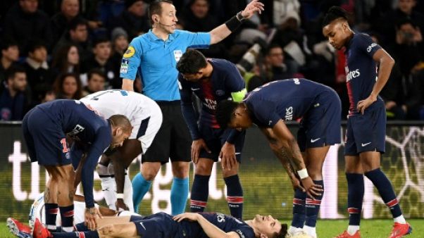 PSG: Meunier forfait, Choupo Moting incertain contre Saint-Etienne PSG: Meunier forfait, Choupo Moting incertain contre Saint-Etienne