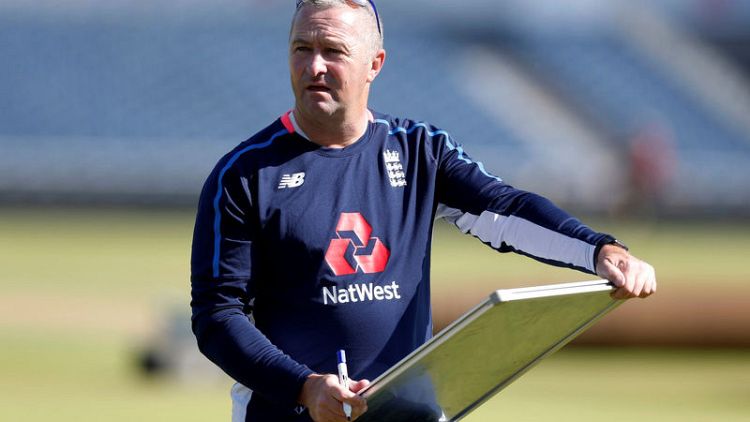 Cricket - Farbrace to step down as England assistant coach for Warwickshire role