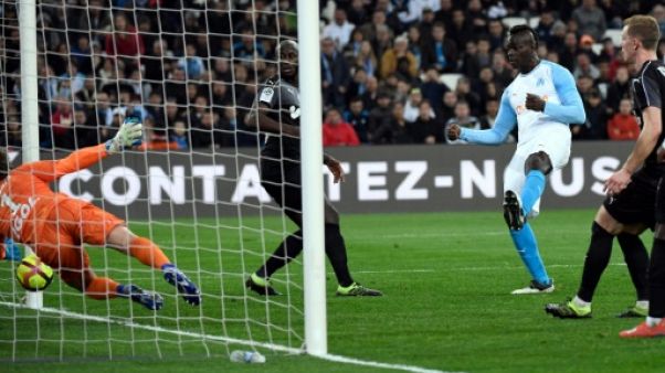 Ligue 1: Marseille et Balotelli réussissent la passe de trois Ligue 1: Marseille et Balotelli réussissent la passe de trois