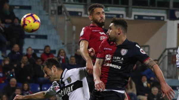 Calcio: Cagliari-Parma 2-1 Calcio: Cagliari-Parma 2-1