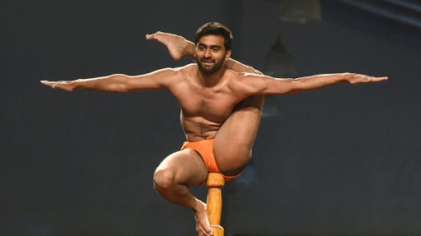 En Inde, acrobaties aux premiers championnats du monde de mallakhamb En Inde, acrobaties aux premiers championnats du monde de mallakhamb