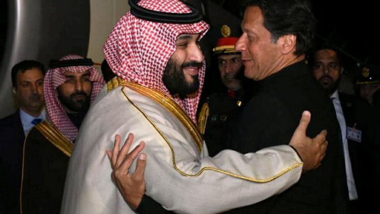 Pakistan says Saudi crown prince orders 2,100 Pakistani prisoners released