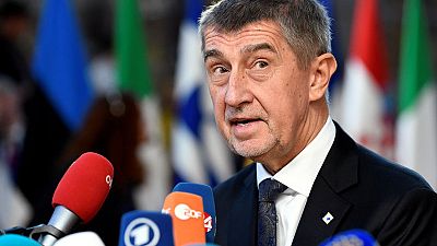 وكالة نقلا عن رئيس وزراء التشيك: إلغاء قمة لدول مجموعة فيشجراد في إسرائيل