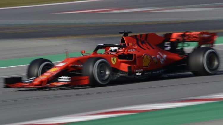 F1: test Montmelo, Vettel subito veloce