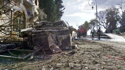 Syrie: au moins 24 morts dans un double attentat à Idleb (ONG)