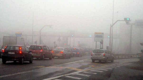 Tamponamenti A31 per nebbia, un morto Tamponamenti A31 per nebbia, un morto