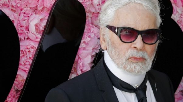 Karl Lagerfeld, star planétaire de la mode, est mort Karl Lagerfeld, star planétaire de la mode, est mort