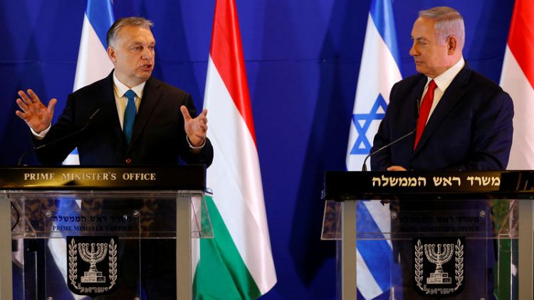 Orban urges end to Israeli-Polish rift over Poland's WW2 role