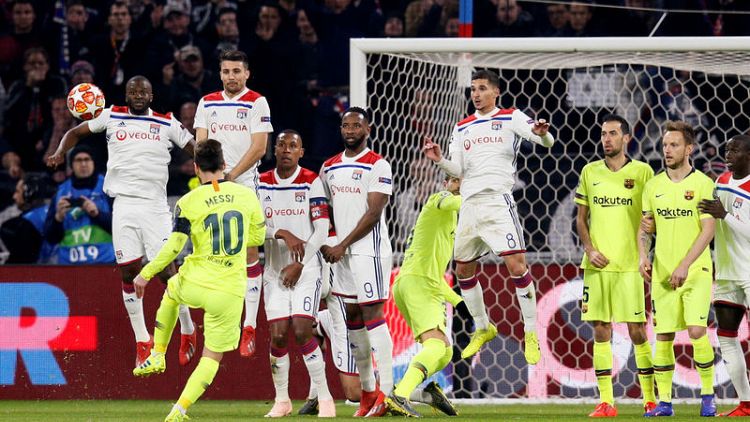 Wasteful Barca held to goalless draw at defiant Lyon