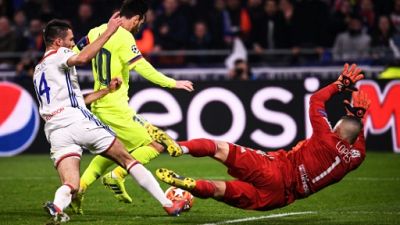 Ligue des champions: Lyon tient tête à l'ogre Barcelone et préserve ses chances