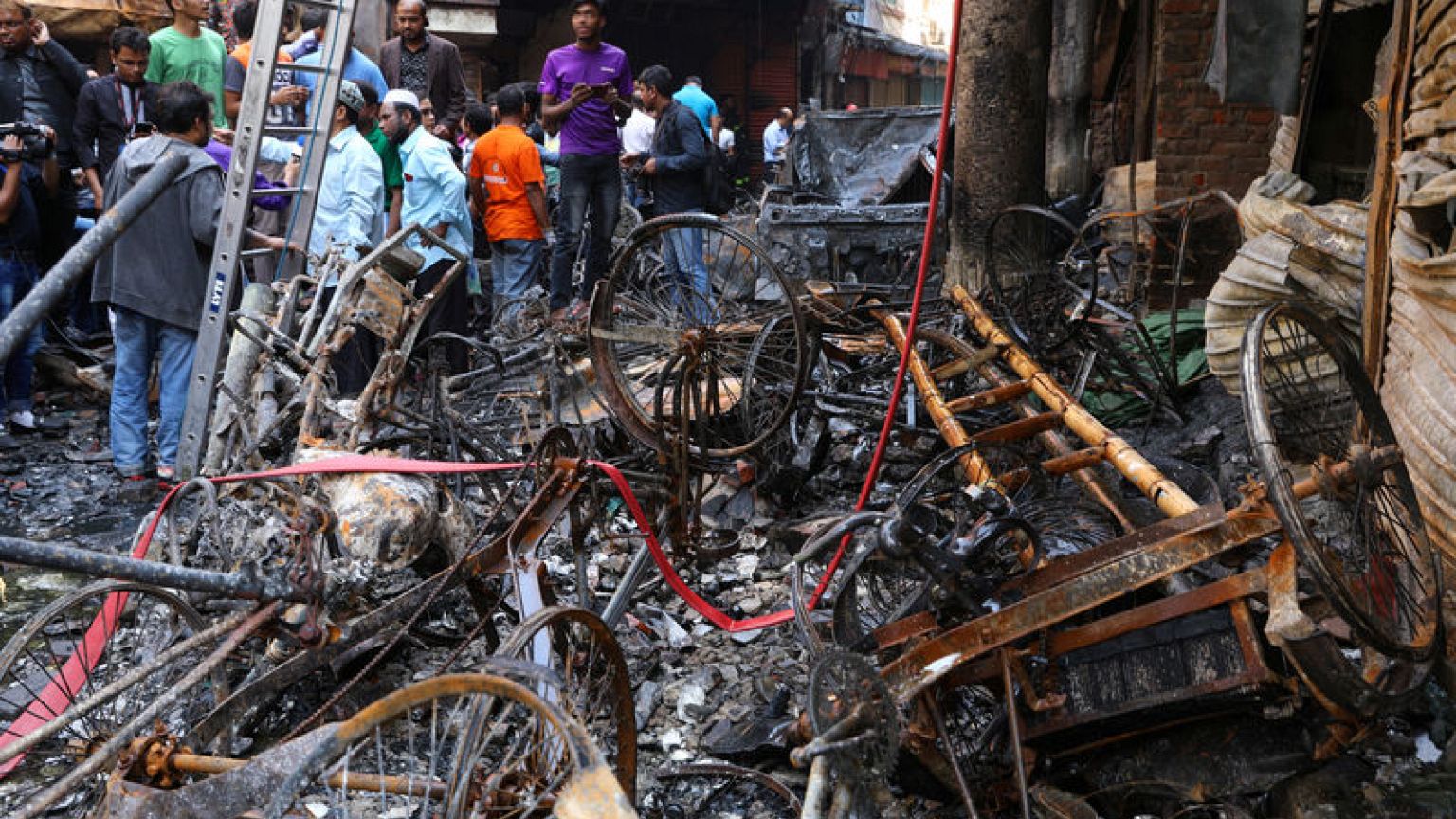 At least 70 killed in major Bangladesh blaze, toll likely to rise