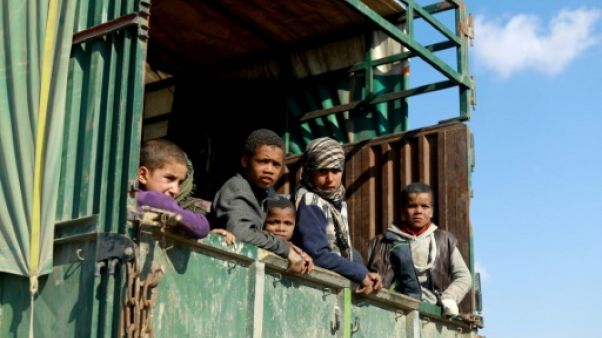 Syrie: plus de 2.500 enfants de 30 pays entassés dans trois camps du nord-est Syrie: plus de 2.500 enfants de 30 pays entassés dans trois camps du nord-est