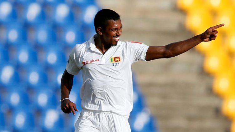 Sri Lanka reduce South Africa to 73-4 at lunch