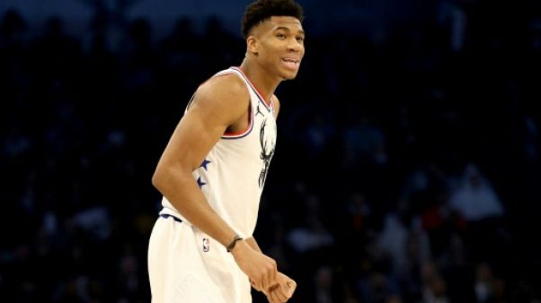 NBA: Milwaukee s'en sort de justesse face à Boston NBA: Milwaukee s'en sort de justesse face à Boston