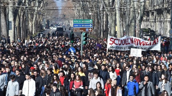 Studenti in piazza contro nuova Maturità Studenti in piazza contro nuova Maturità