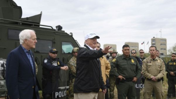 Les démocrates lancent l'offensive parlementaire contre le mur de Trump Les démocrates lancent l'offensive parlementaire contre le mur de Trump