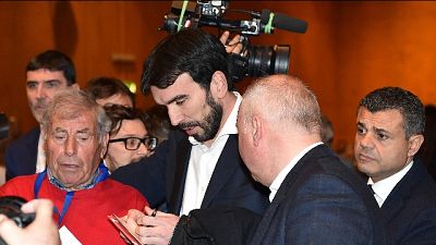 Martina al Lingotto, vicini a Renzi