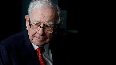 Buffett's Berkshire Hathaway in talks to sell workers comp unit - sources