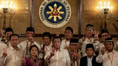Philippines: des ex-rebelles musulmans nommés à la tête d'une région autonome