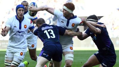 Six Nations: le XV de France mène à la mi-temps contre l'Ecosse (10-3)