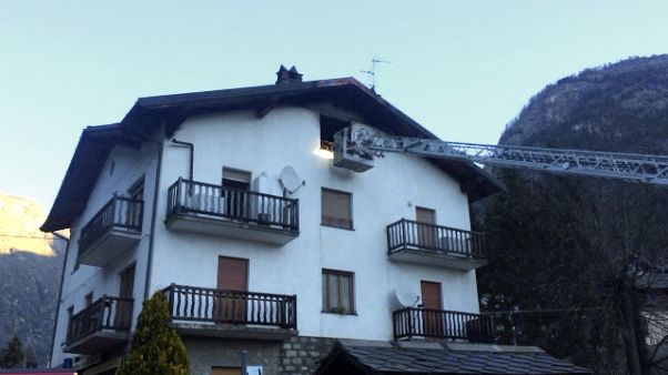 Incendio in mansarda, morta una giovane Incendio in mansarda, morta una giovane