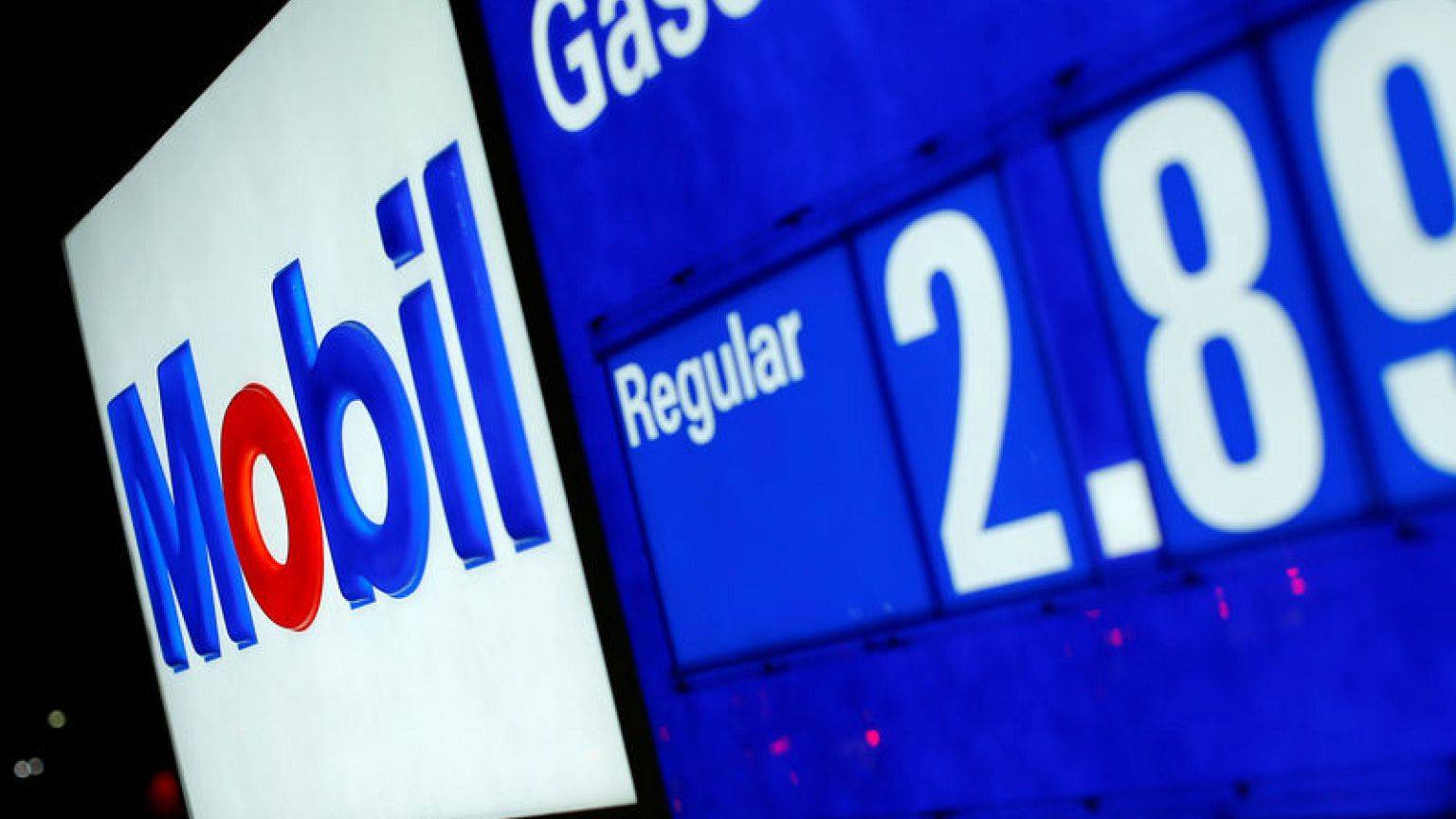 Exxon asks U.S. regulator to block climate-change resolution - investors