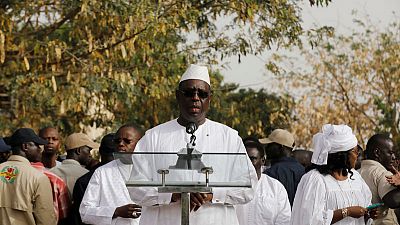 معسكر رئيس السنغال يعلن إعادة انتخابه والمعارضة ترفض ذلك