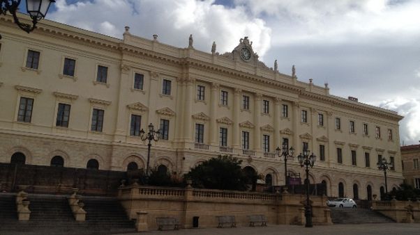 Sardegna: domani negoziato prezzo latte Sardegna: domani negoziato prezzo latte