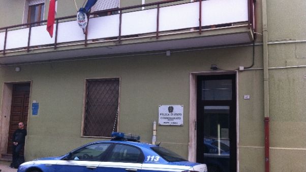 Resti uomo su traliccio nel cagliaritano Resti uomo su traliccio nel cagliaritano