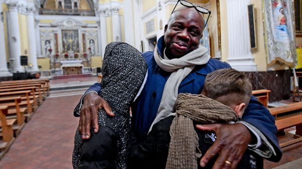 Minori aggredirono nero, oggi le scuse Minori aggredirono nero, oggi le scuse
