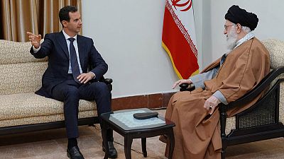الأسد يجتمع مع خامنئي في أول زيارة لإيران منذ بدء الحرب