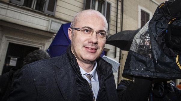 D'Incà strappa dossier contro autonomia D'Incà strappa dossier contro autonomia