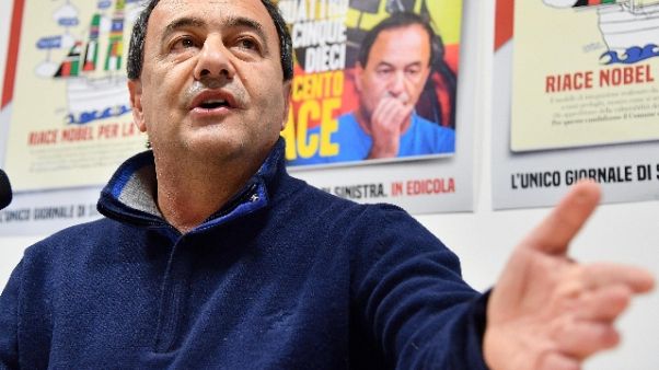 Cassazione, rivedere divieto per Lucano Cassazione, rivedere divieto per Lucano