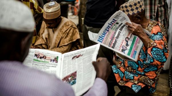 Nigeria: large victoire pour Buhari, l'opposition conteste et saisit la justice Nigeria: large victoire pour Buhari, l'opposition conteste et saisit la justice