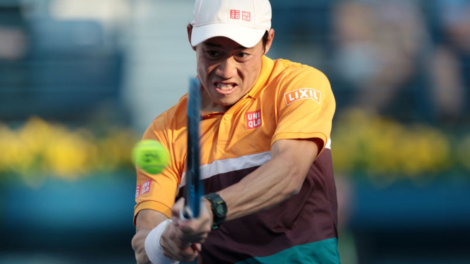 Nishikori crashes to qualifier Hurkacz in Dubai second round