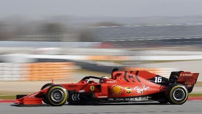 F1: Leclerc fermo ai box a Montmelò