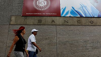 حصري- نائب برلماني: فنزويلا نقلت 8 أطنان ذهب من البنك المركزي الأسبوع الماضي