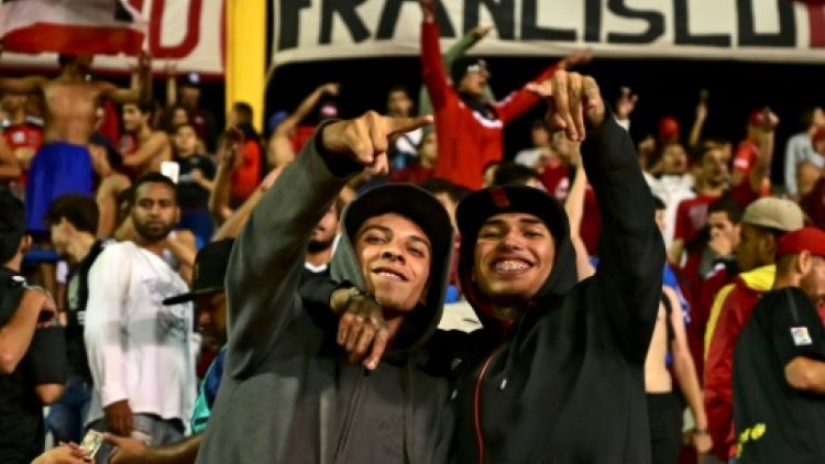 Venezuela: les soirs de match, les fans de foot bravent la peur de la nuit